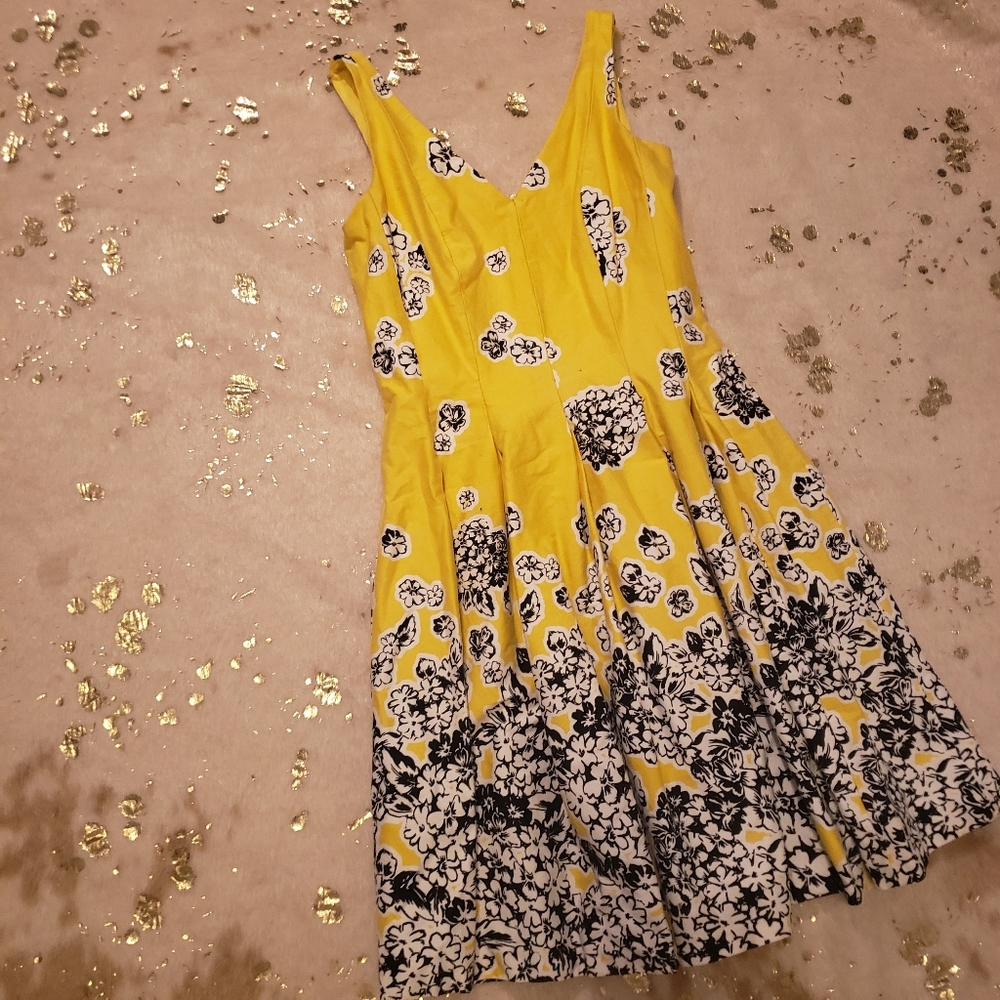 Nine West 4 Floral Fit & Flare Sleevless Sunshine